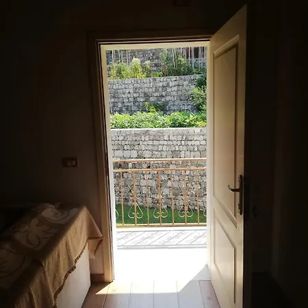 Сasa de vacaciones Moraci Sinan *